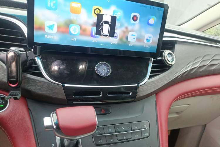 Used Buick GL8 2017 ES 28T Comfort Model China V Standard
