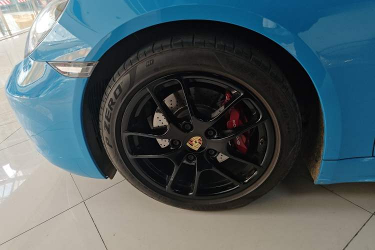 Used Porsche 718 2020 Cayman 2.0T
