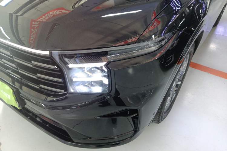 Used Ford Edge 2023 Edge L 2.0T EcoBoost E-Hybrid Four-Wheel Drive Seven-Seat Supreme Model