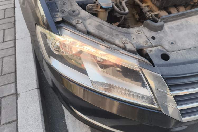 Used Volkswagen Lavida 2013 Restyled Classic 1.6L Manual Comfort Edition
