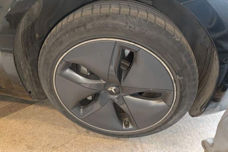 Used Tesla Model 3 2019 Standard Range Rear-Drive Upgraded Version