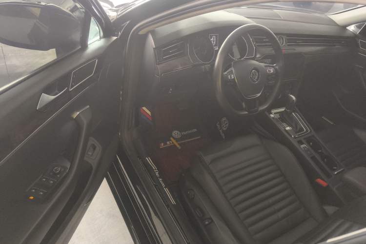 Used Volkswagen Magotan 2019 330TSI DSG Luxury Model China V Standard
