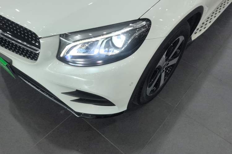 Used Mercedes-Benz GLC Coupe 2018 GLC 200 4MATIC Coupe SUV
