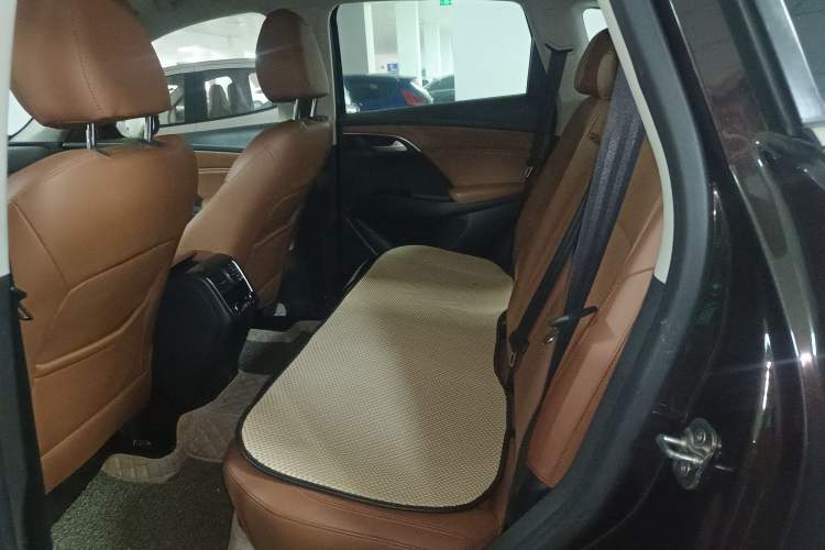 Used BORGWARD BX7 2016 28T Two-Wheel Drive Luxury Version 5 Seats
