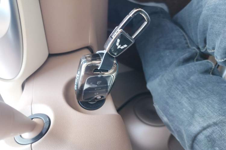 Used Wuling Hongguang MINIEV 2025 Four-Door Version Advanced Edition