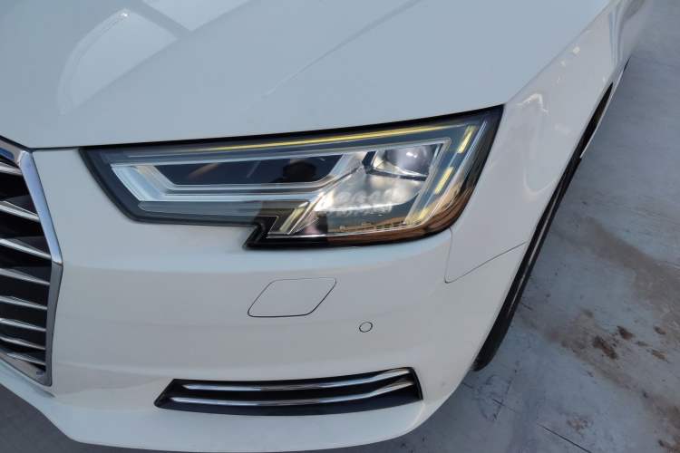 Used Audi A4L 2018 30th Anniversary Edition 40 TFSI Trendy Model
