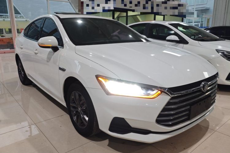 Used BYD Qin Pro 2019 Super Edition 1.5TI Manual Smart Connect Powerful Model China VI Standard
