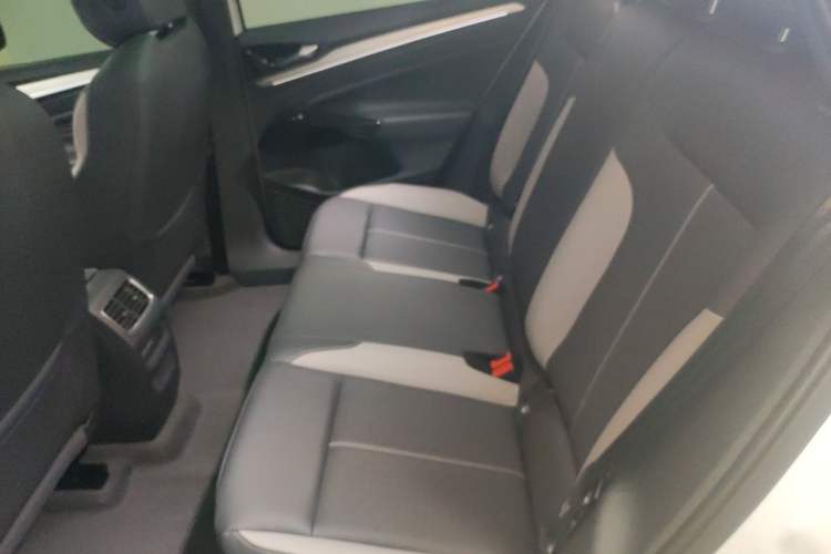 Used Volkswagen ID.4 CROZZ 2026 Model Pure Enjoyment Edition PURE
