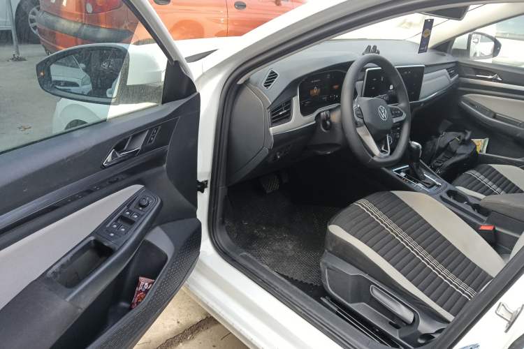 Used Volkswagen Bora 2024 200TSI DSG Comfort Edition
