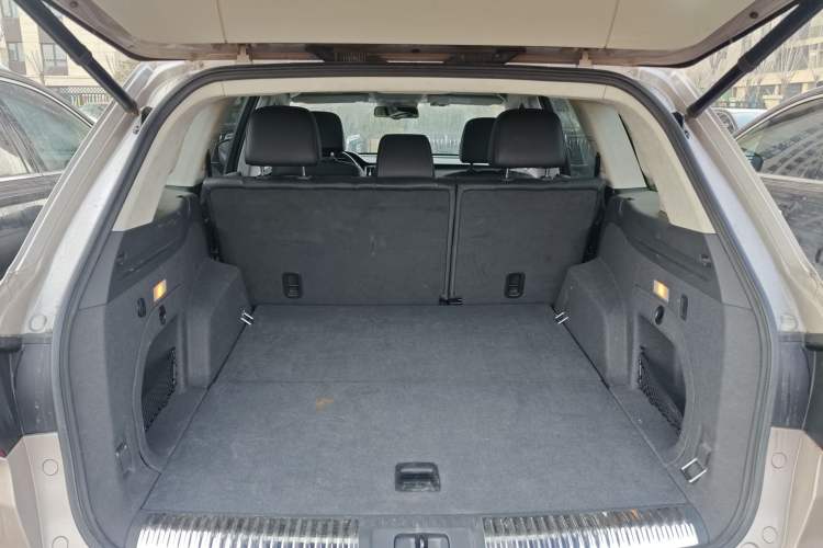 Used Hongqi HS7 2022 3.0T Automatic All-Wheel Drive ZhiLian Flagship Edition Five Seats
