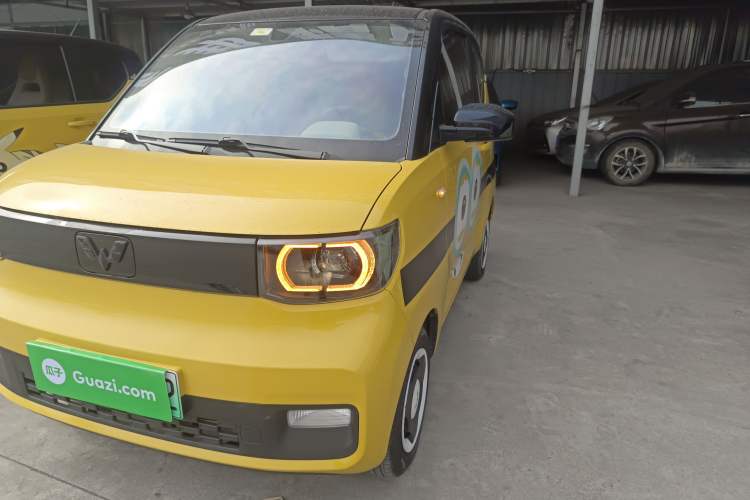 Used Wuling Hongguang MINIEV 2021 Macaron Premium Model – Lithium Iron Phosphate