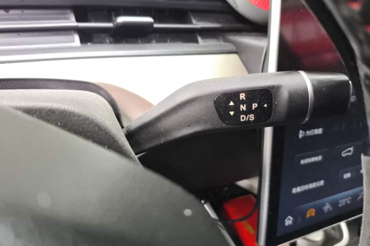 Used NETA V 2021 Standard Range Entertainment Version – Upgraded Model
