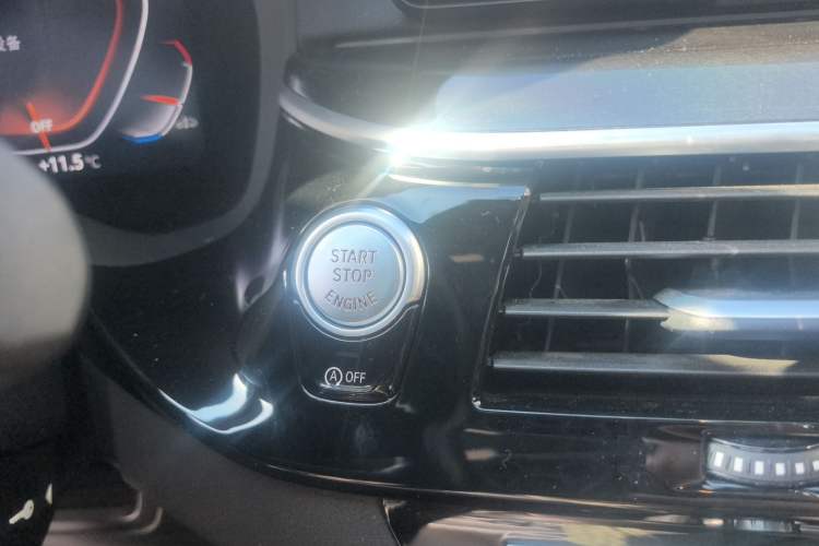 Used BMW 5 Series 2022 Second Facelift 525Li M Sport Package
