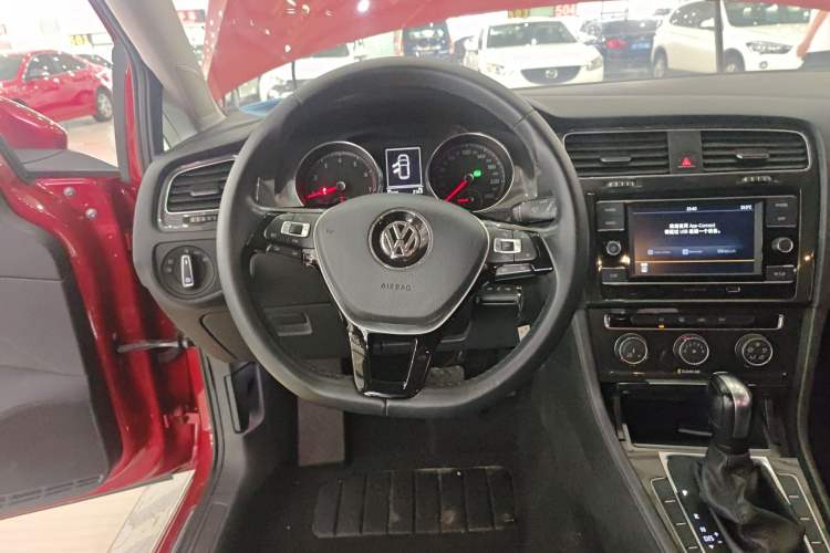 Used Volkswagen Golf 2018 1.6L Automatic Comfort Model

