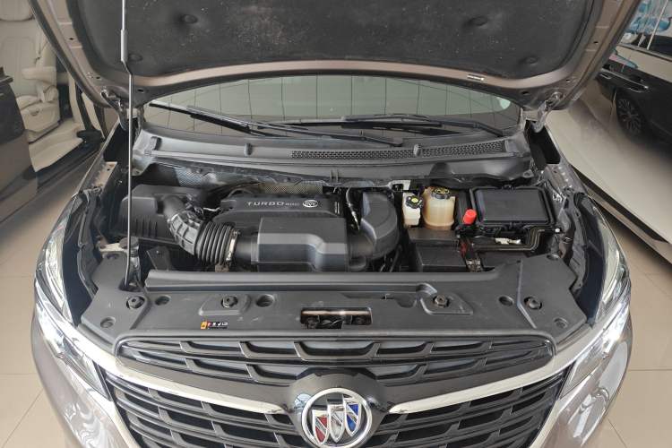 Used Buick GL8 2021 Land Cruiser Executive Class 652T Luxury Model
