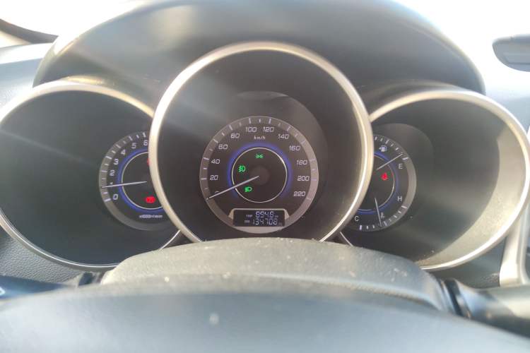 Used Changan Eado 2015 1.6L Manual Luxury Model China V Standard
