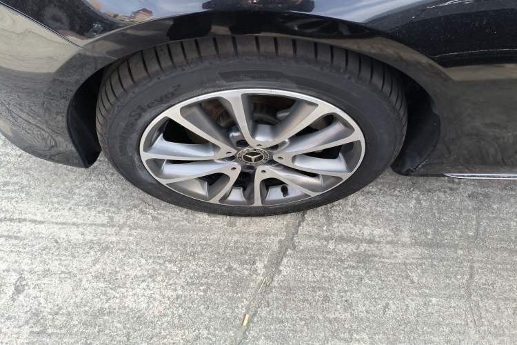 Used Mercedes-Benz E-Class 2019 E 200 L 4MATIC