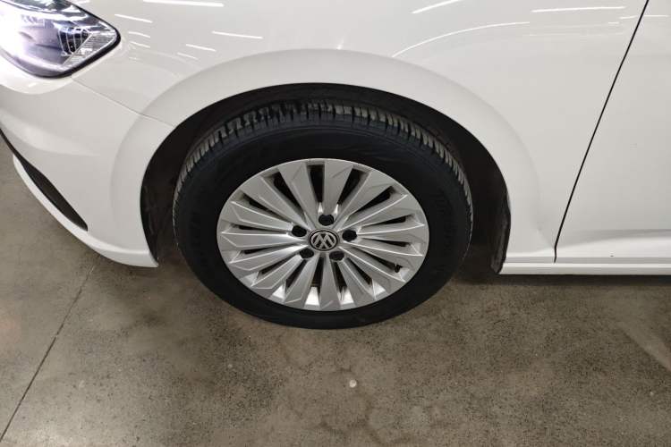 Used Volkswagen Lavida 2019 1.5L Automatic Comfort Edition China VI Standard