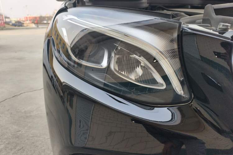 Used Mercedes-Benz GLC 2017 GLC 260 4MATIC Dynamic Edition