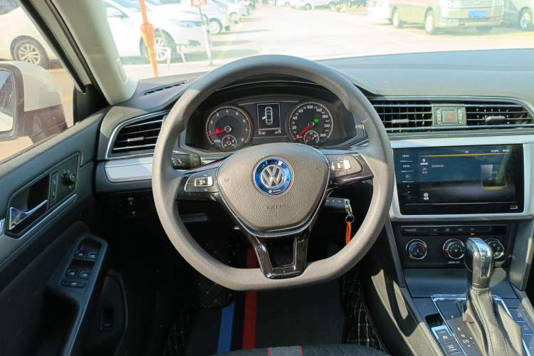 Used Volkswagen Lamando 2021 230TSI DSG Fashion Edition
