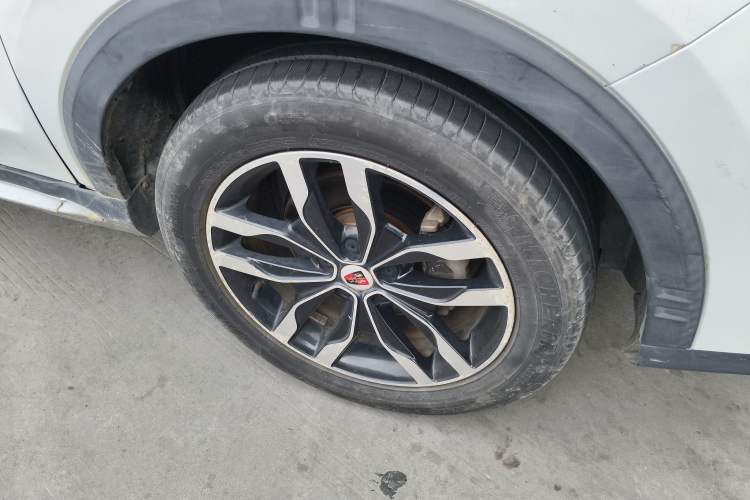 Used Roewe RX5 2016 20T Two-Wheel Drive Automatic Internet Smart Edition