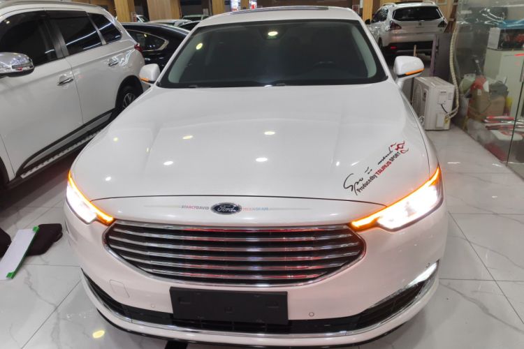Used Ford Taurus 2019 EcoBoost 245 Premium Edition
