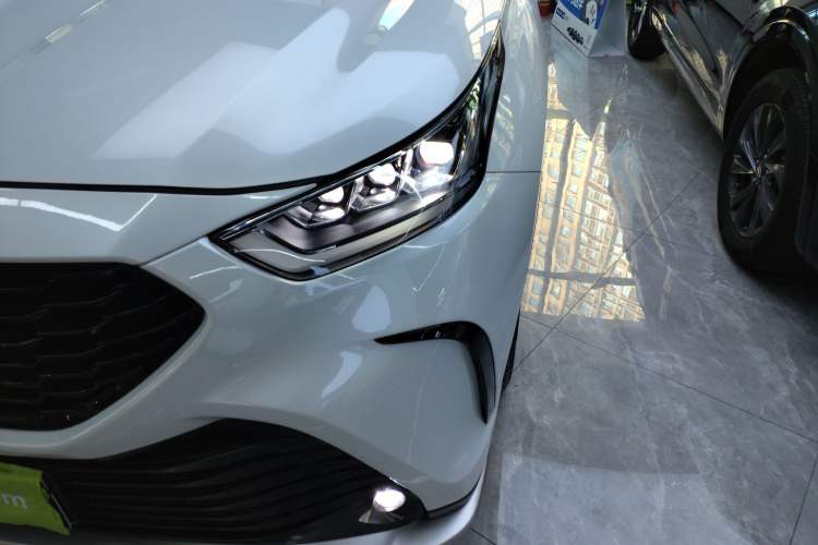 Used Toyota Crown Kluger 2023 2.5L HEV Two-Wheel Drive Entry Version (5 Seats)
