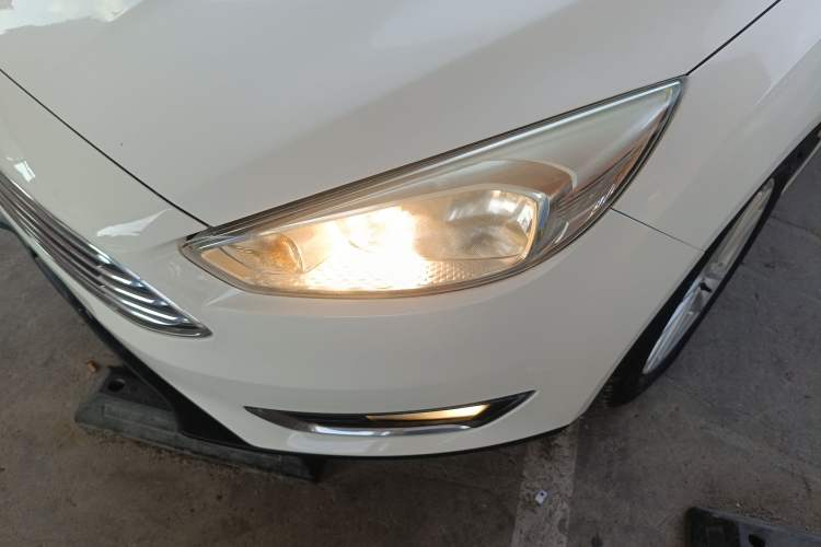 Used Ford Focus 2015 Sedan EcoBoost 180 Automatic Elite Model
