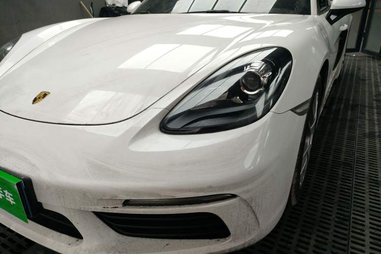 Used Porsche 718 2020 Cayman 2.0T
