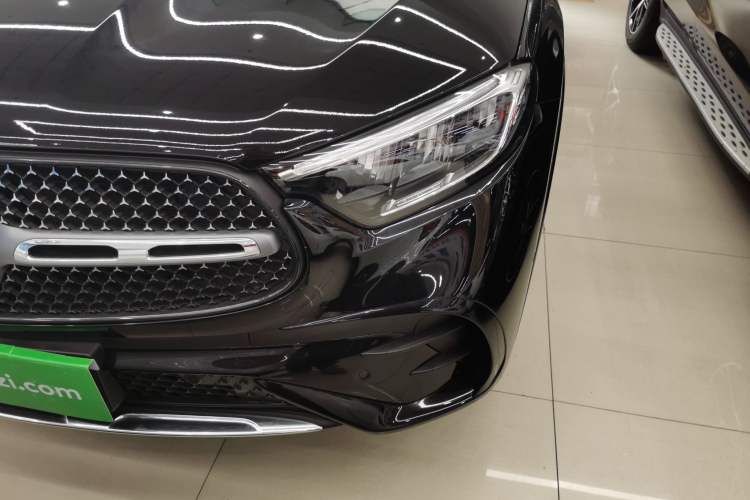 Used Mercedes-Benz GLC 2023 Refreshed GLC 300 L 4MATIC Dynamic Edition 5 Seats
