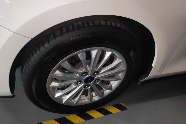 Used Ford Focus 2021 Sedan EcoBoost 180 Automatic Trendy Model