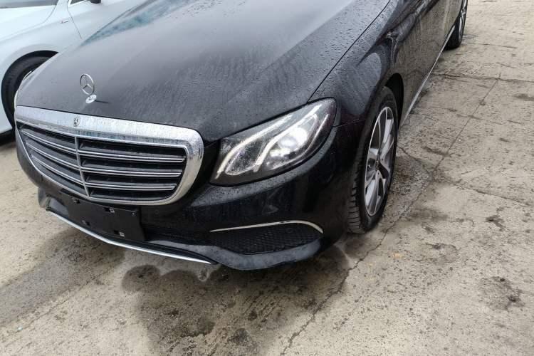 Used Mercedes-Benz E-Class 2019 E 200 L 4MATIC