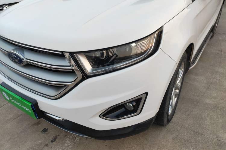 Used Ford Edge 2016 EcoBoost 245 Two-Wheel-Drive Titanium 7-Seater