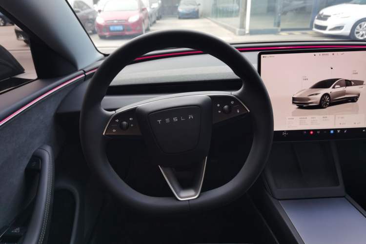 Used Tesla Model 3 2023 Long-Range All-Wheel-Drive Version
