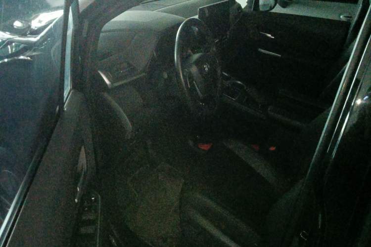 Used Toyota Sienna 2021 2.5L Hybrid Premium Edition