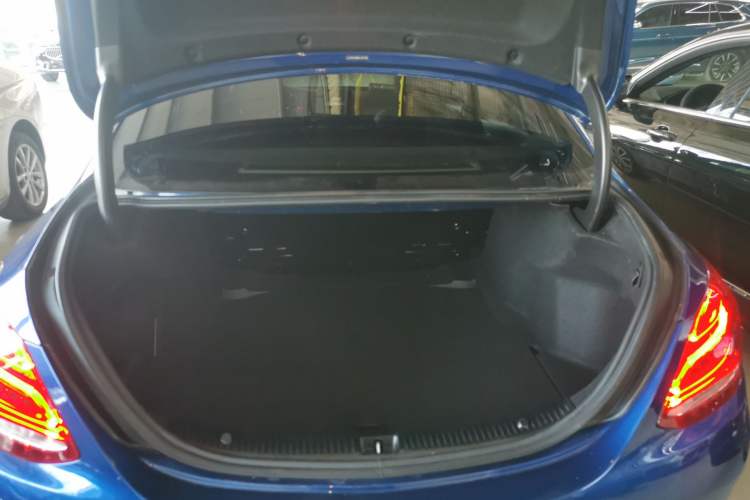 Used Mercedes-Benz C-Class 2018 C 180 L Fashion Edition Sport Version
