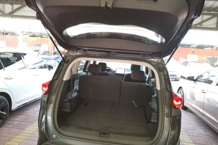 Used Chevrolet Orlando 2018 530T Automatic Luxury Edition (5+2 Model) China V Standard
