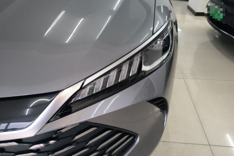 Used BYD Qin PLUS 2025 DM-i Smart Drive 55KM Leading Model
