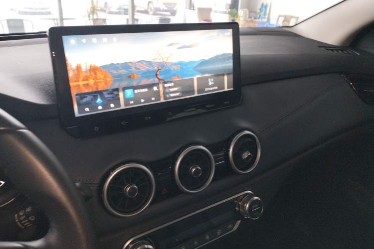 Used Nissan Qashqai 2025 Honor 2.0L CVT XV+ Leading Edition
