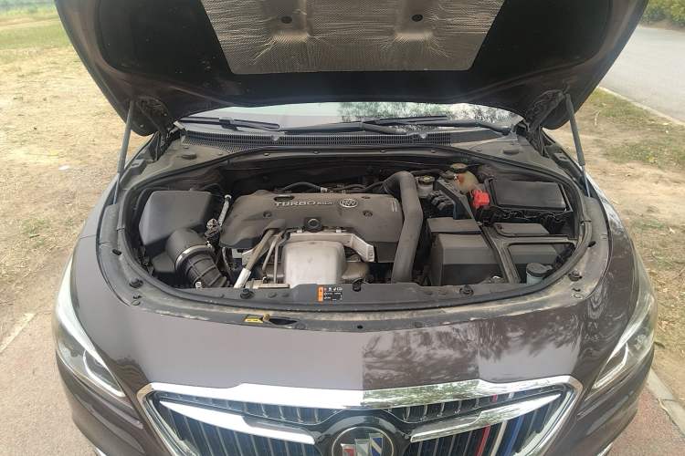 Used Buick LaCrosse 2016 28T Flagship Model
