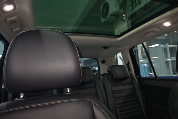 Used Volkswagen Touran 2018 Volkswagen Touran L 280TSI DSG Comfort Edition 7 Seats China VI Standard