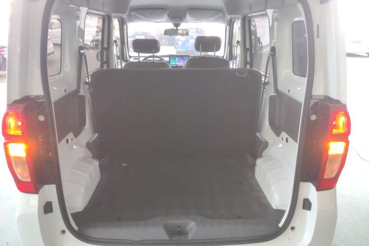 Used Wuling Zhiguang New Energy 2025 Standard Model
