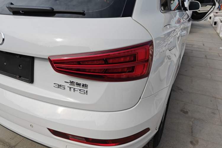 Used Audi Q3 2017 35 TFSI Fashion Model
