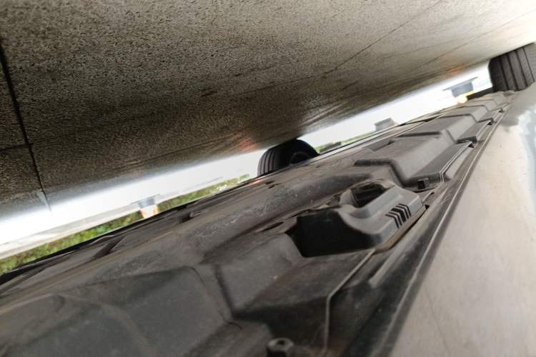 Used Mercedes-Benz R-Class 2017 R 320 4MATIC Business Edition Prestige Model
