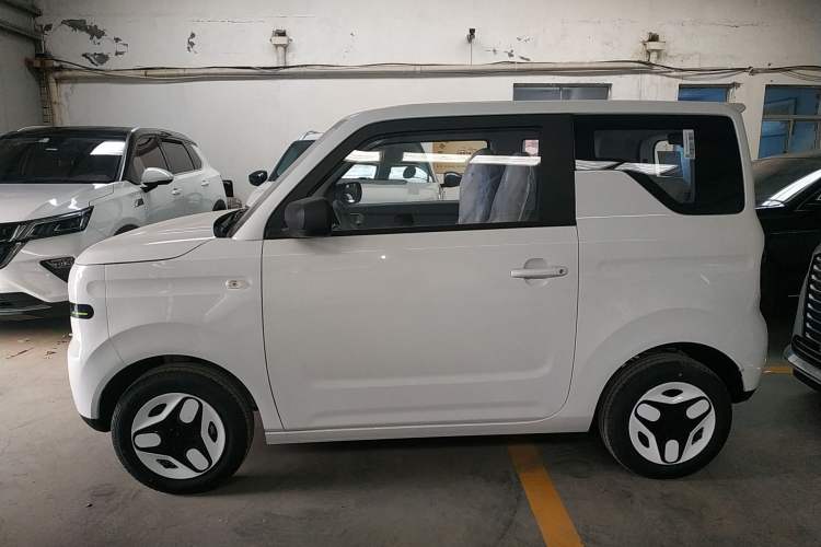 Used  Panda 2025 210 km – Yuanqi Bear
