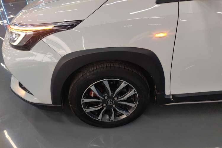 Used Toyota YARiS L 2020 X-Trail X 1.5L CVT Luxury Edition
