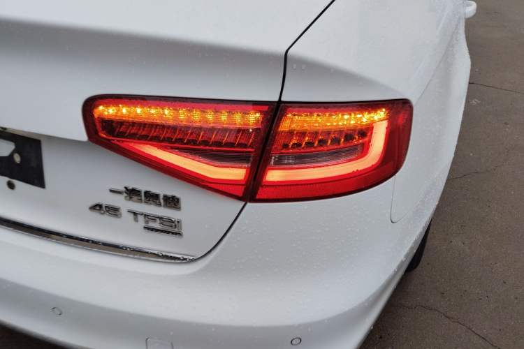 Used Audi A4L 2015 45 TFSI quattro Individual Sport Edition
