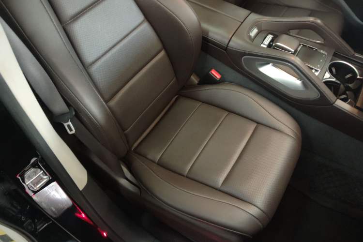 Used Mercedes-Benz GLE 2020 GLE 450 4MATIC Stylish Model
