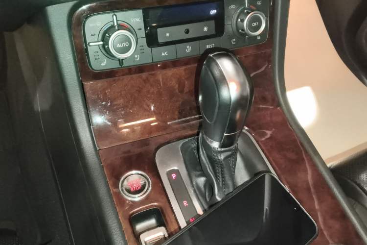 Used Volkswagen Touareg 2014 3.0 TSI New Edition