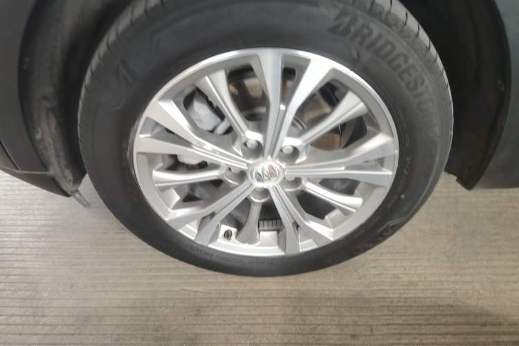 Used Buick Envision 2021 Encore Plus 652T Five-Seat Luxury Model
